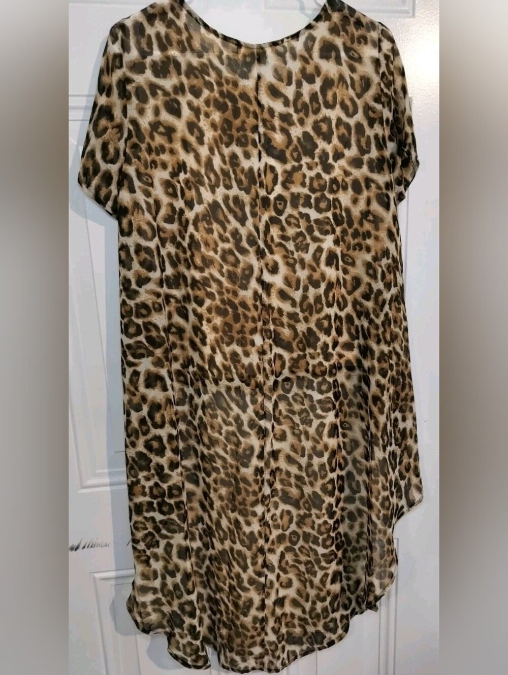 Women’s Leopard Print Hi-Low Tunic Blouse Sheer Layered Short Sleeve Size L Made - Picture 4 of 7